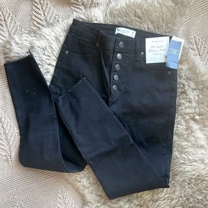 NWT Abercrombie & Fitch Super Skinny Ankle Jeans